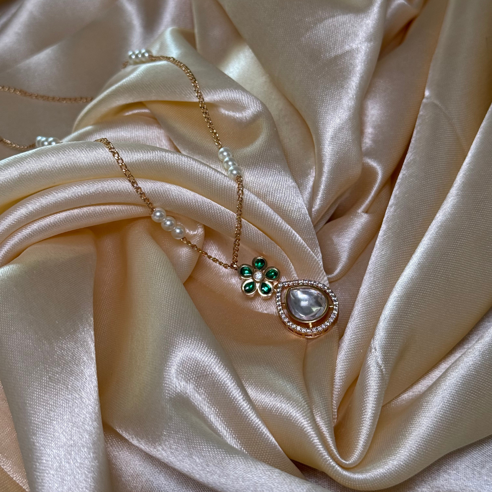 Emerald Jhoomar Drops