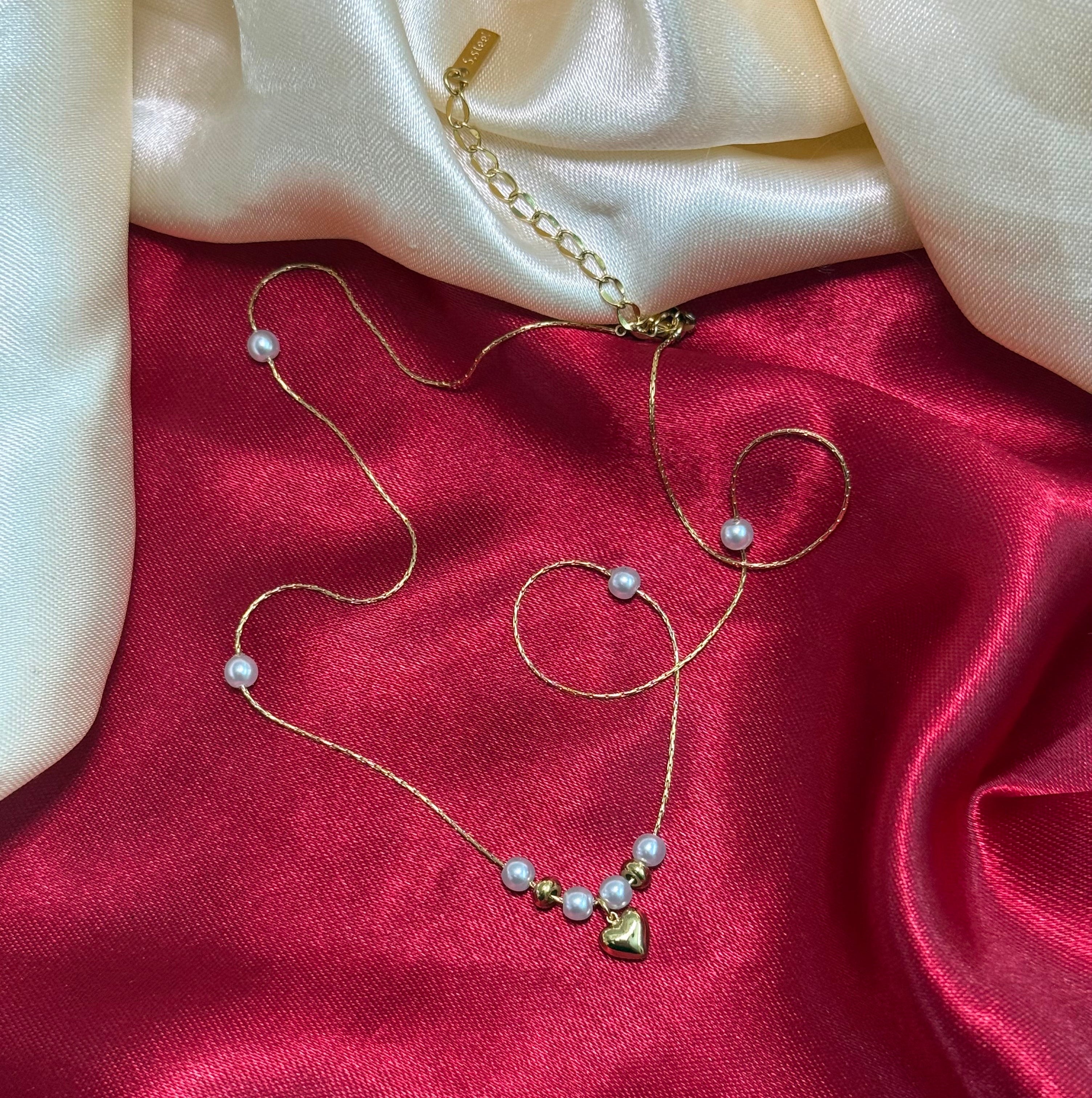 Pearl Drift Heart Necklace