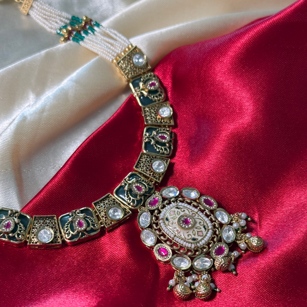Amala Manjari Necklace Set