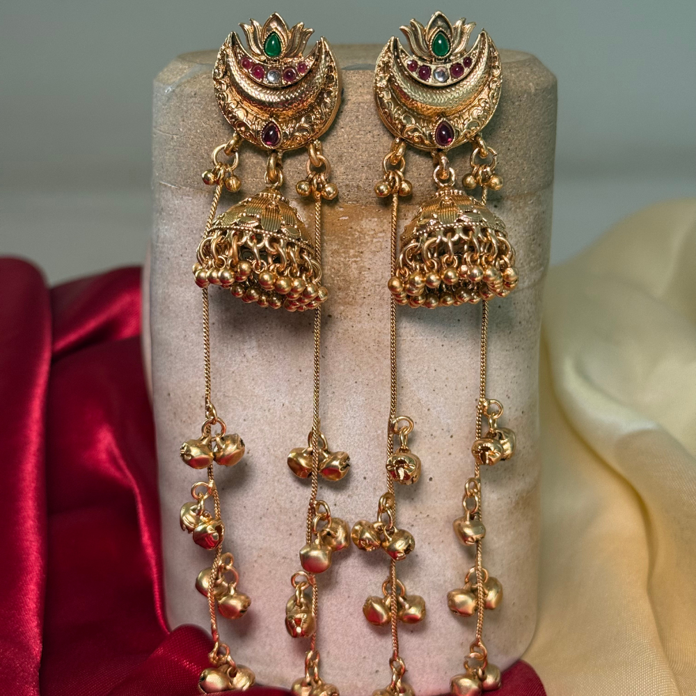Chandra Kamal Lari Jhumka Earrings