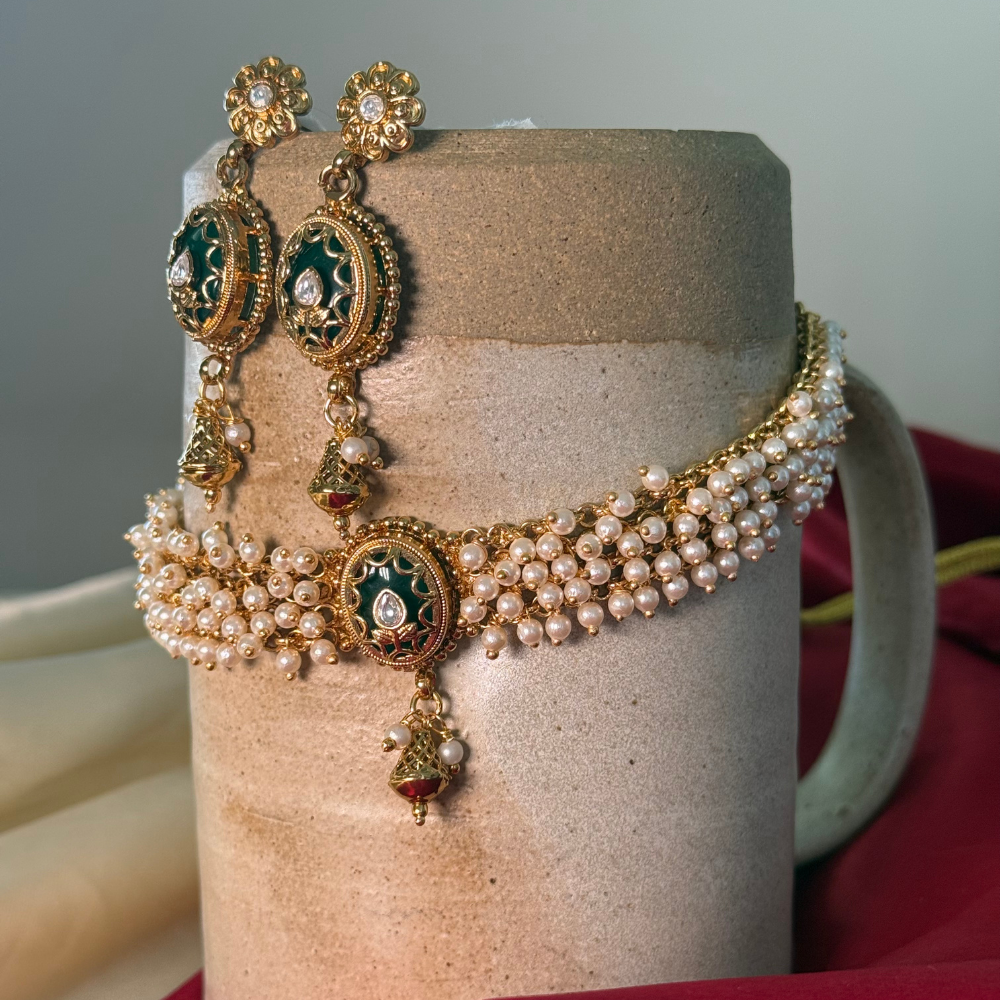 Moti Bandhan Choker