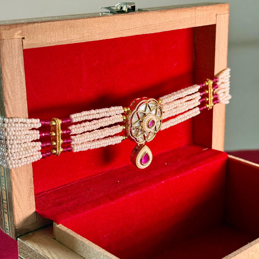 Padma Roohi Choker Set