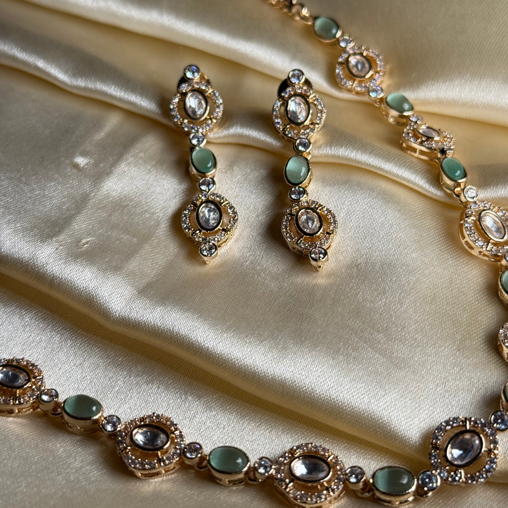 Polki & Gemstone Link Set
