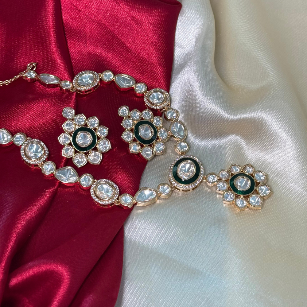 The Emerald Blossom Choker Set