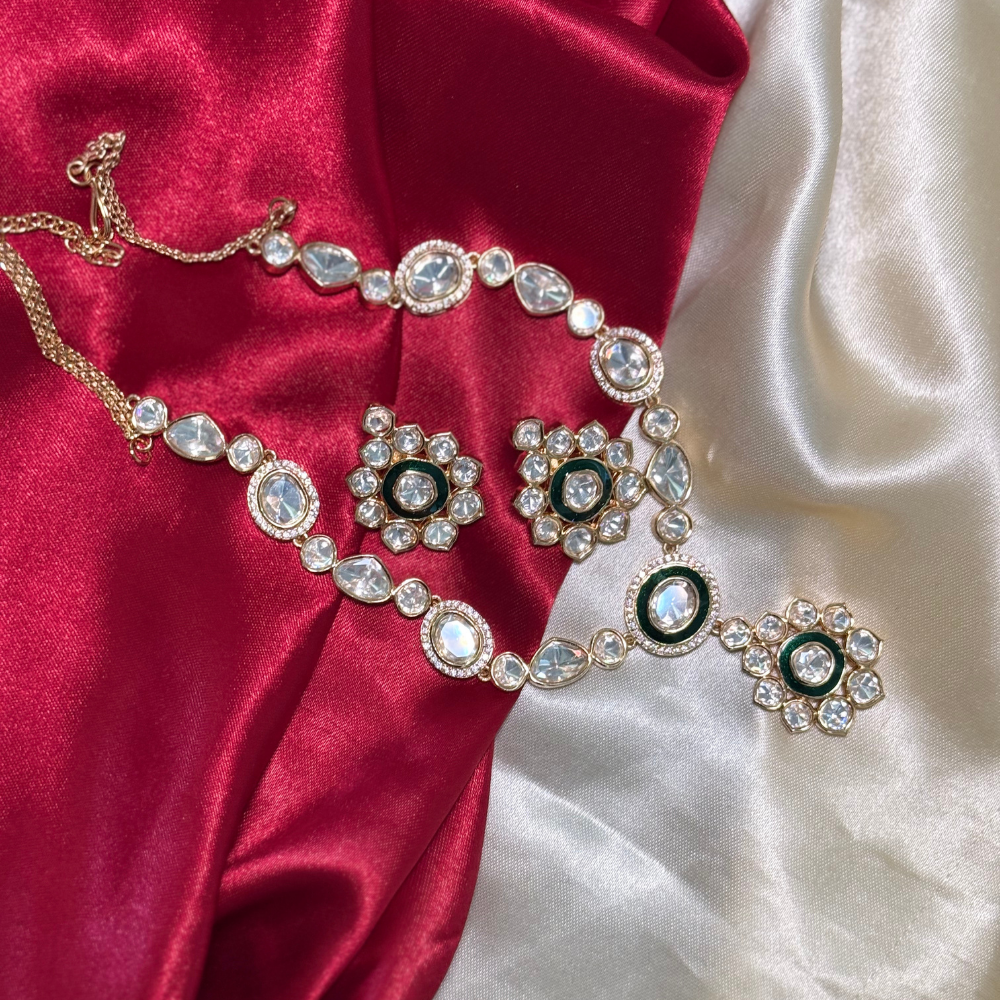 The Emerald Blossom Choker Set